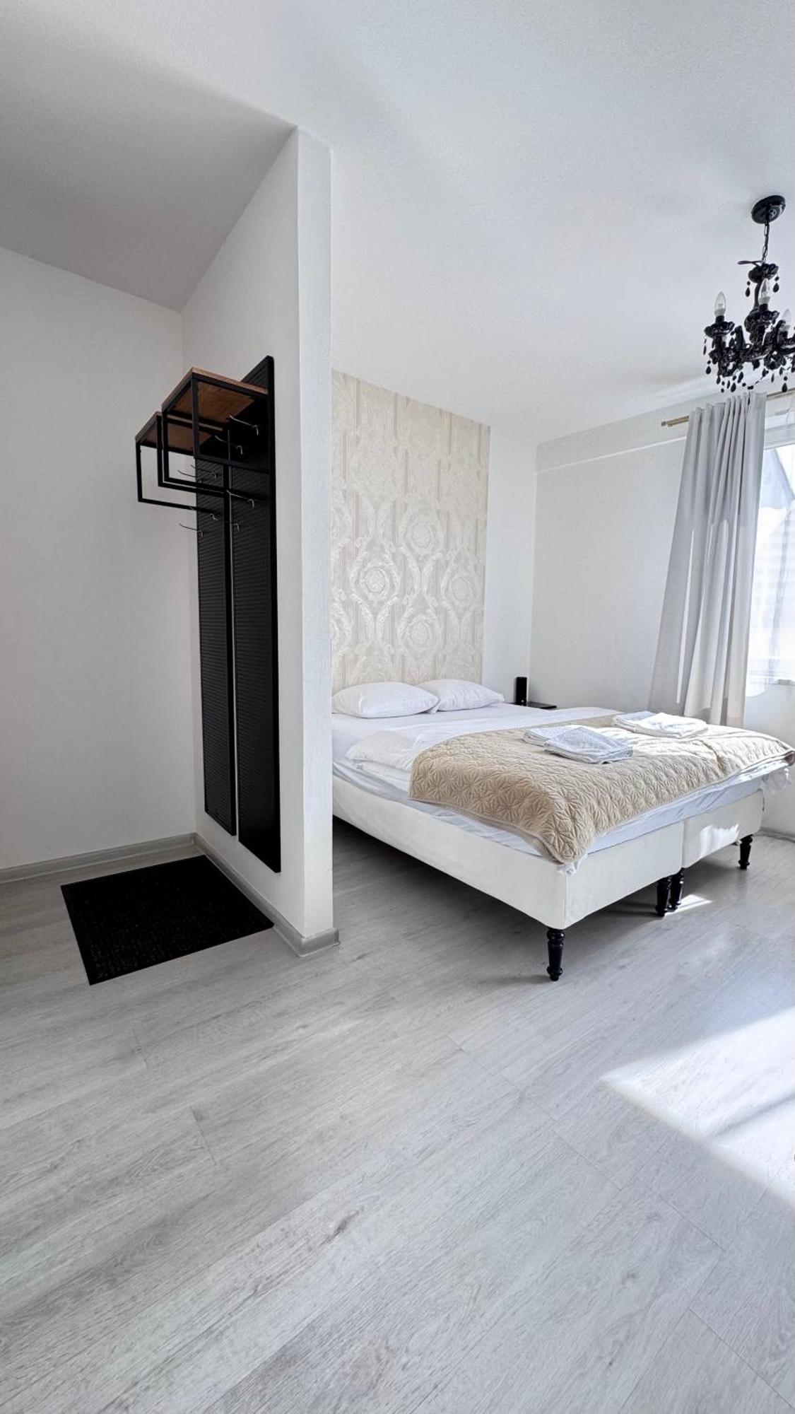 Zara Luxury Apartments The Absolute Center Of 질리나 외부 사진